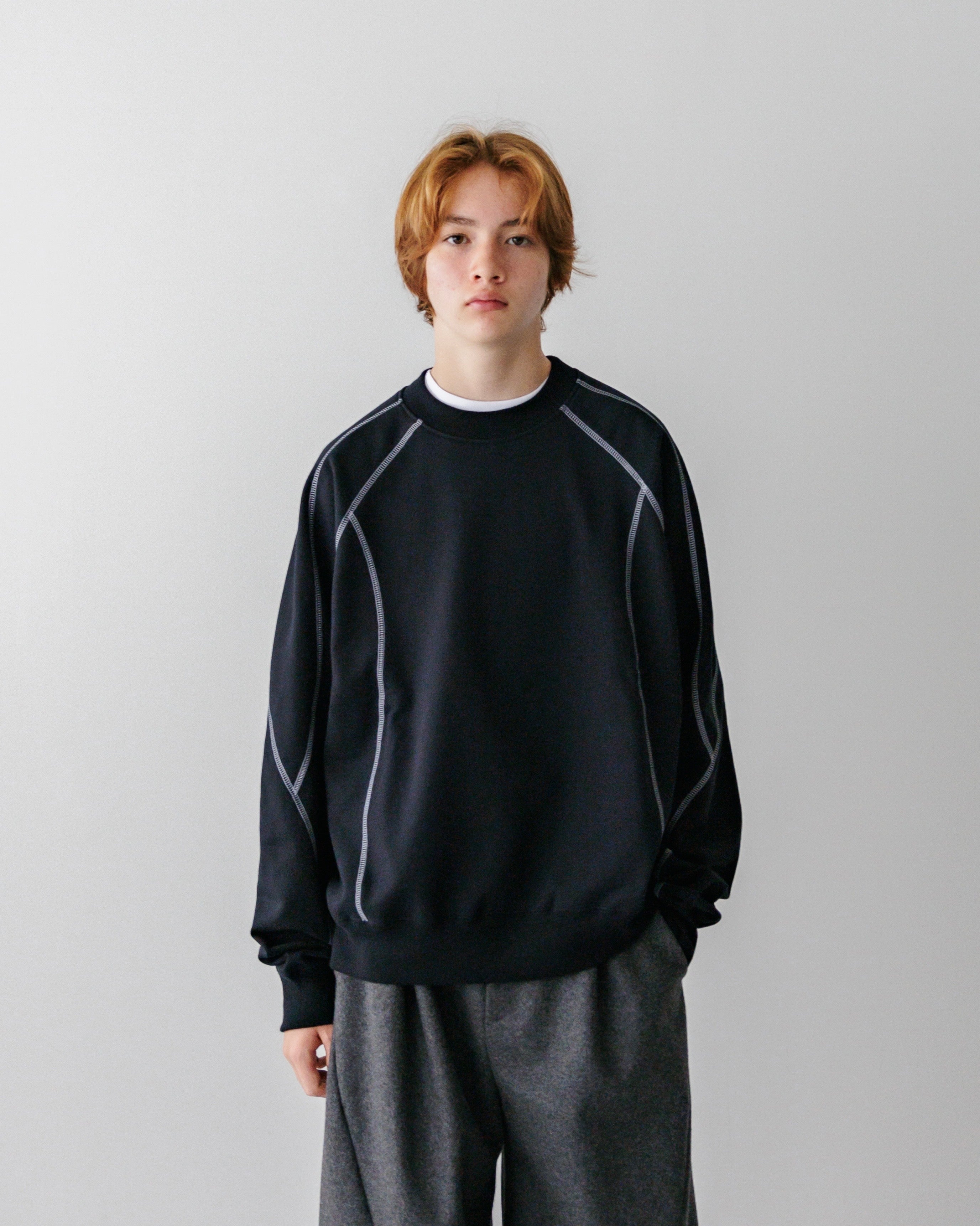 【9.21 SAT 20:00- IN STOCK】FUTURE SWEATSHIRT