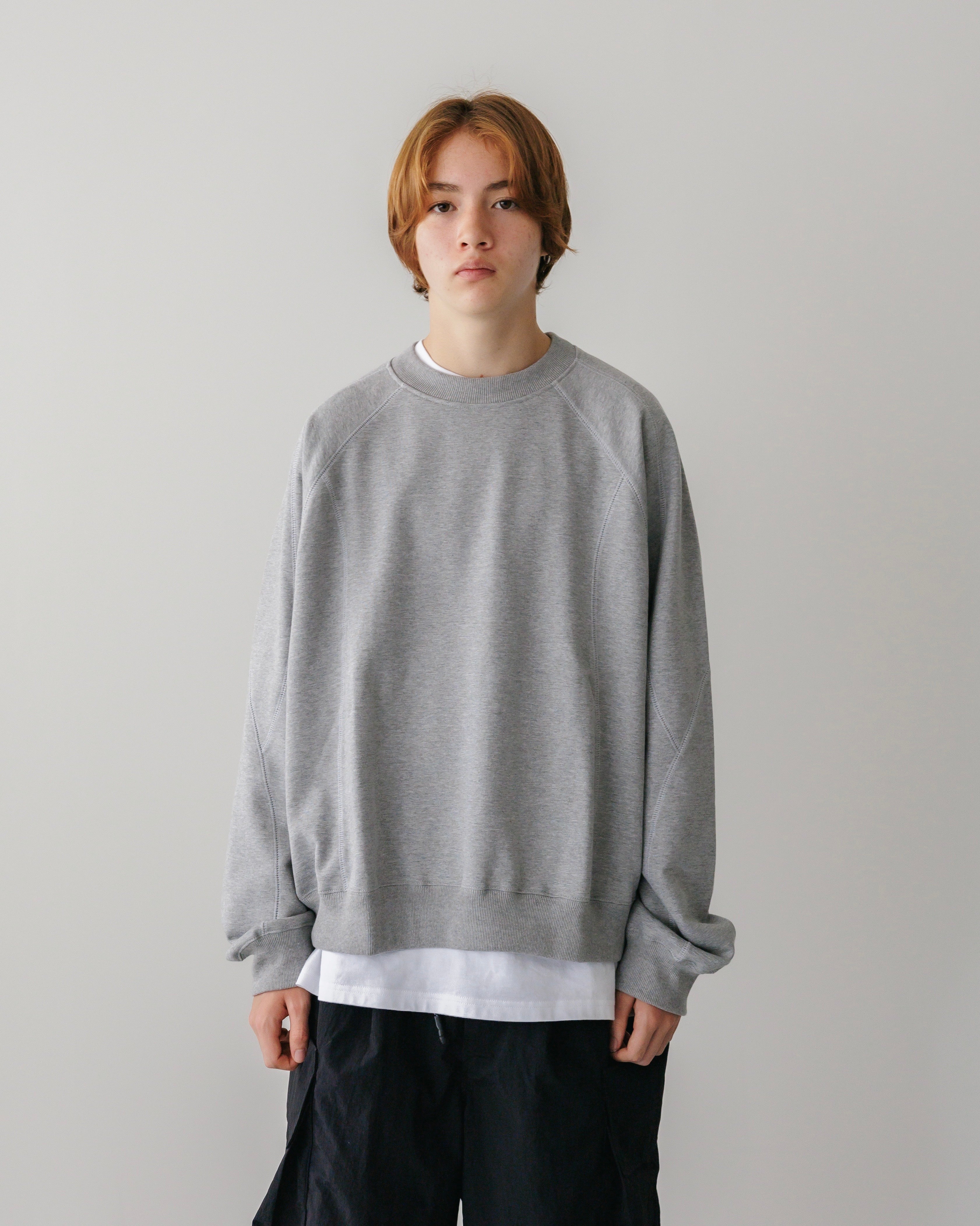 【9.21 SAT 20:00- IN STOCK】FUTURE SWEATSHIRT