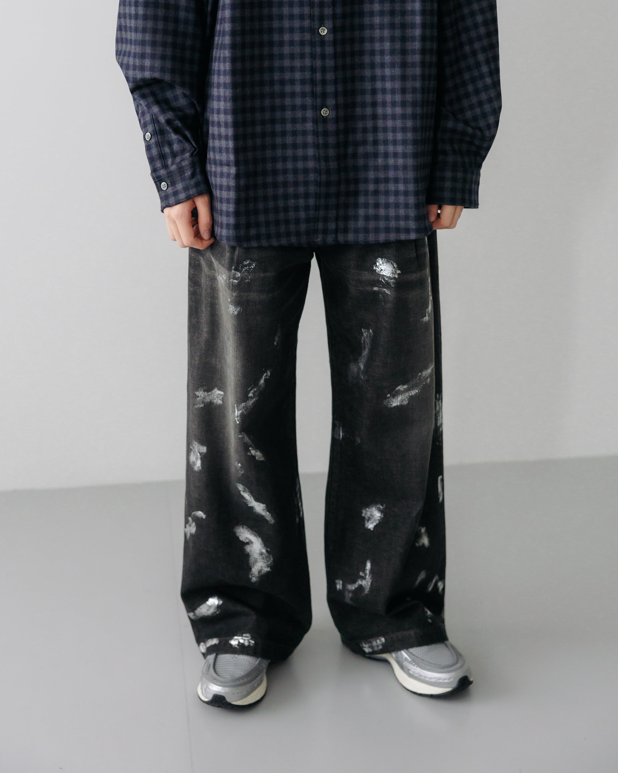 【10.19 SAT 20:00- IN STOCK】SILVER PRINT VINTAGE WASH SELVEDGE DENIM WIDE PANTS