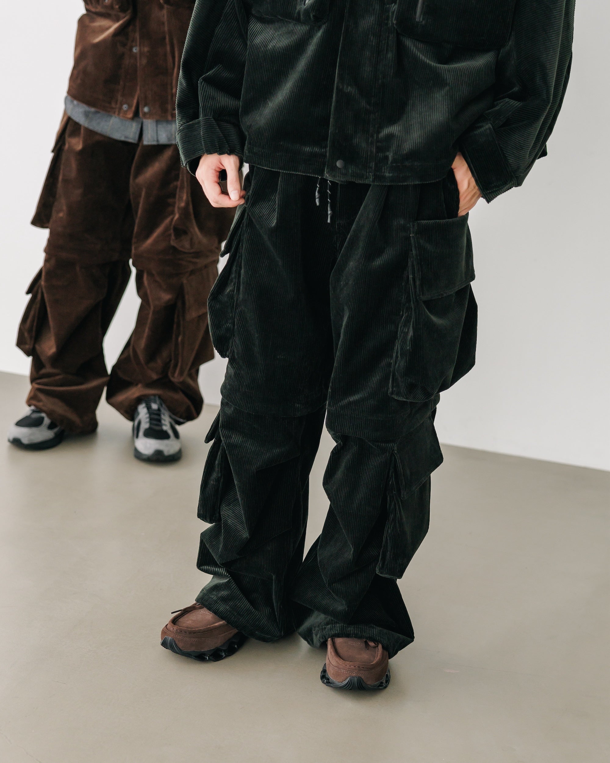 【11.9 SAT 20:00- IN STOCK】WOOL CORDUROY 2WAY CITY MILITARY PANTS