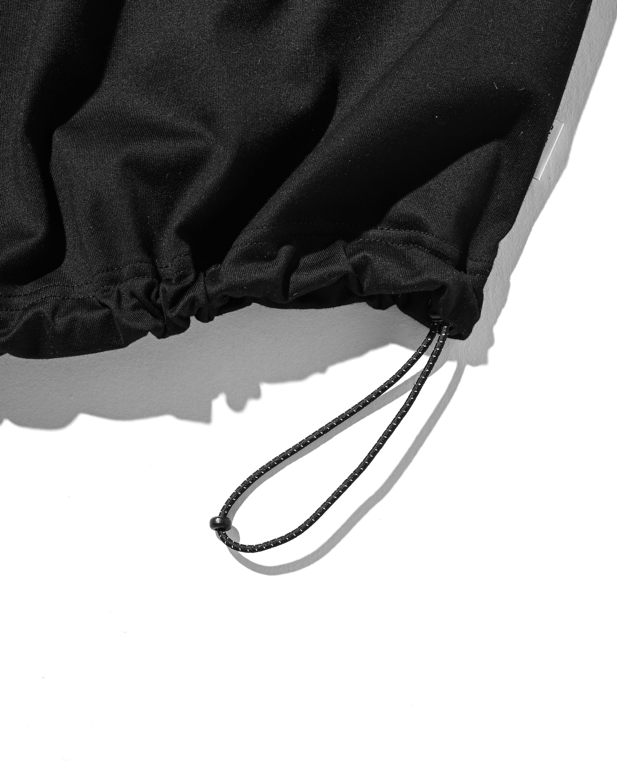 【8.23 SAT 20:00- IN STOCK】ENBROIDERY MASSIVE T-SHIRT WITH DRAWSTRINGS (BLACK)