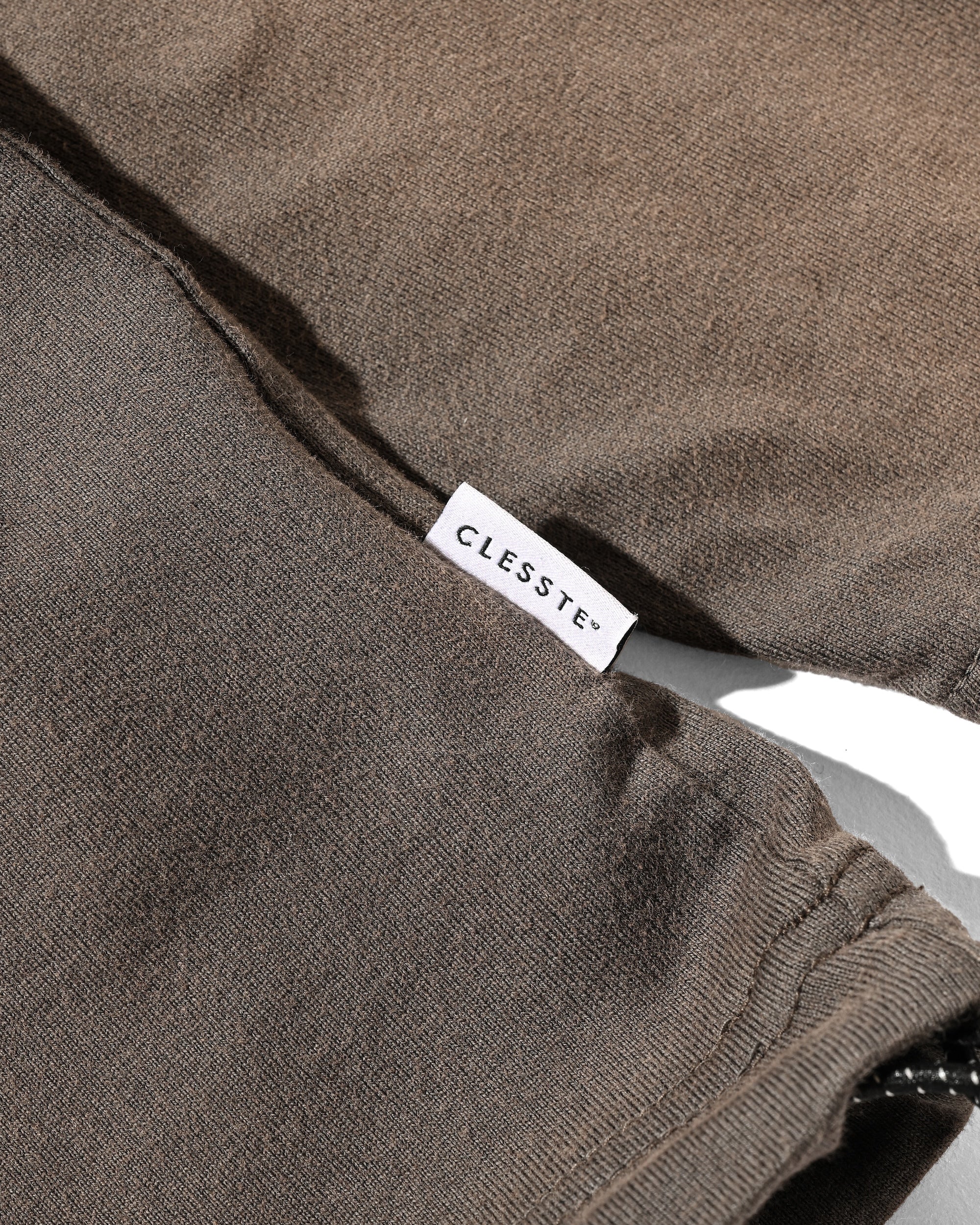 【10.1 WED 20:00- IN STOCK】GRADATION DYED L/S T-SHIRT WITH DRAWSTRINGS (BROWN)