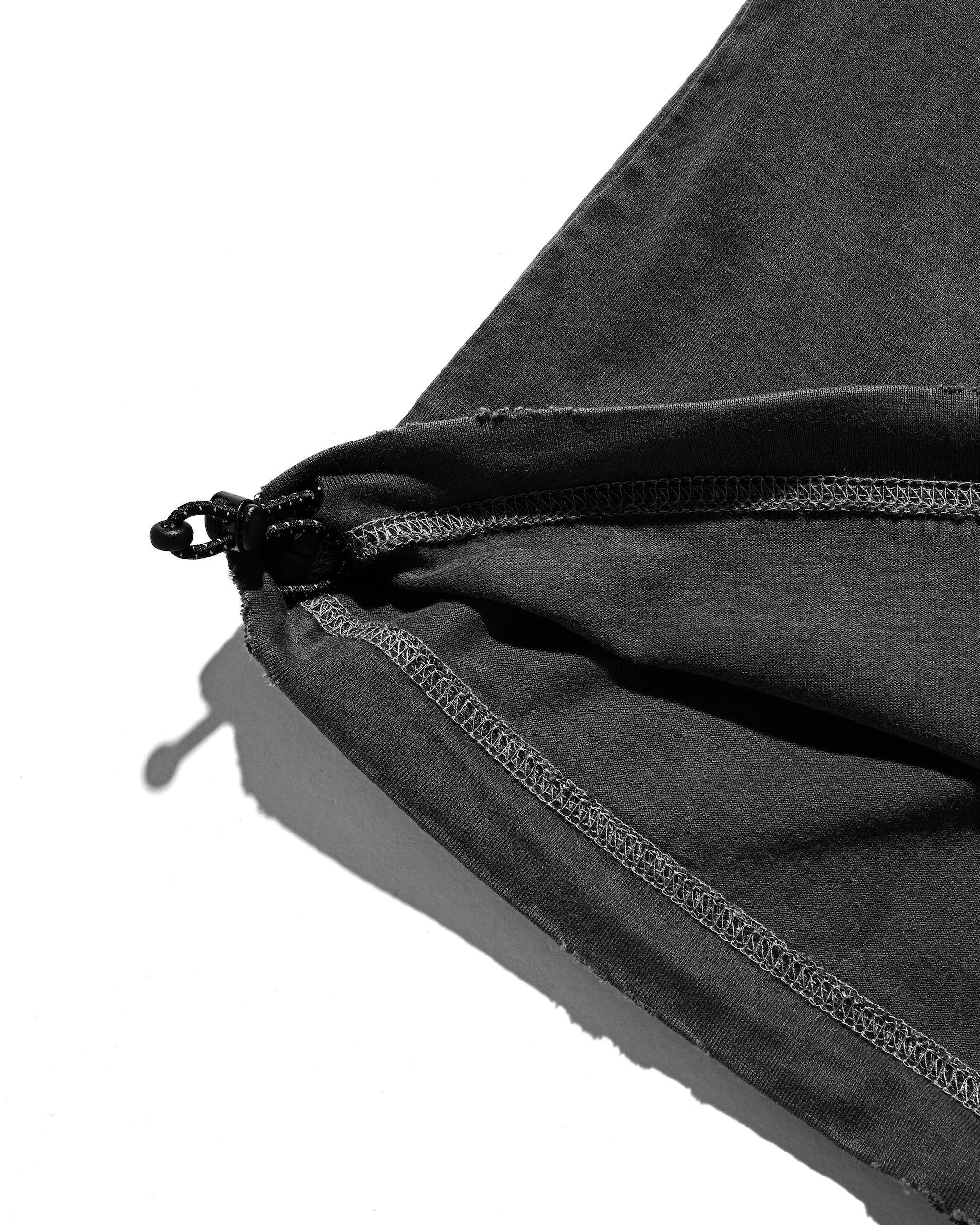 "CLESSTE BOY" PIGMENT DYED S/S T-SHIRT WITH DRAWSTRINGS (FADE BLACK).