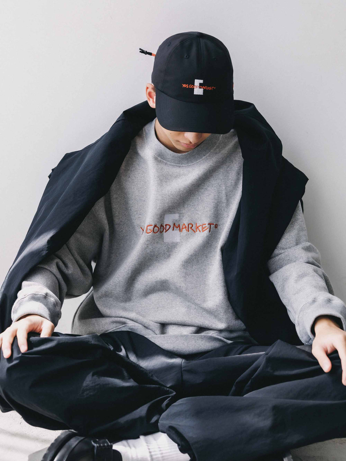 【10.4 SUN 20:00- IN STOCK】【LIMITED】 “C×YES GOOD MARKET"  L/S SWEATSHIRT (TOP GRAY)