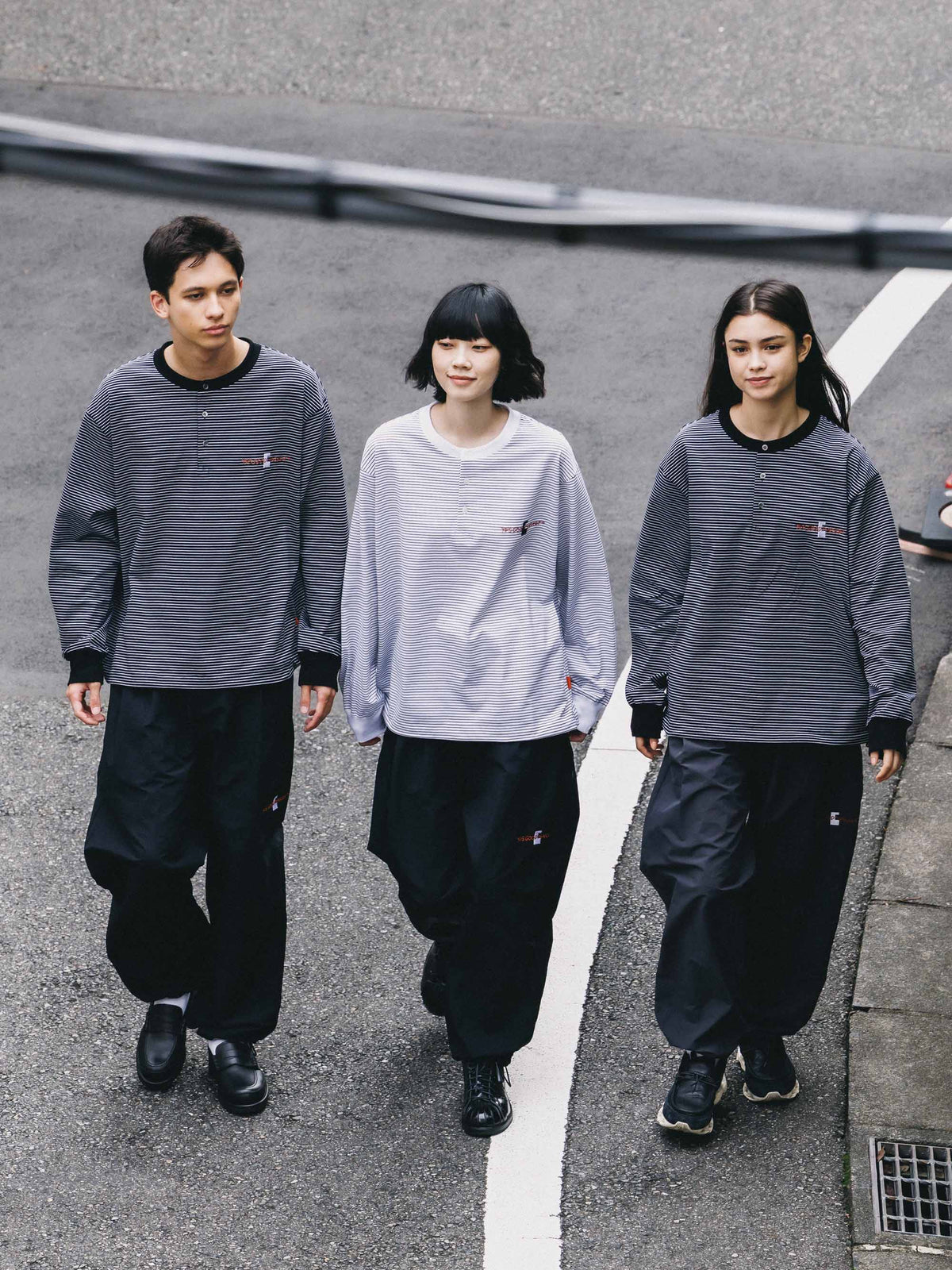 【10.4 SUN 20:00- IN STOCK】【LIMITED】 “C×YES GOOD MARKET" STRIPED HENLEY NECK L/S T-SHIRT WITH DRAWSTRINGS (WHITE)