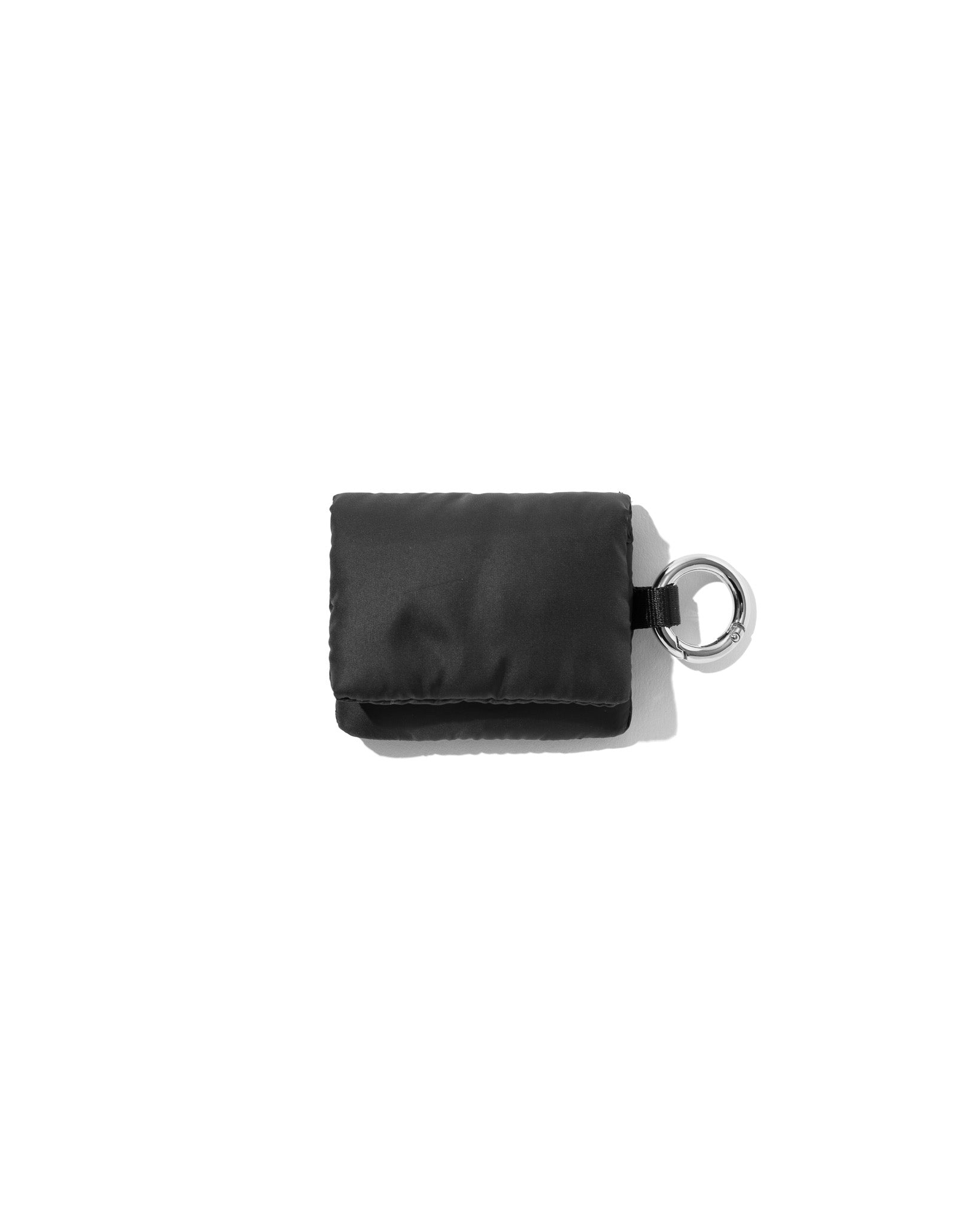 【8.7 WED 20:00- PRE ORDER】PADDED AIRPODS CASE(BLACK)