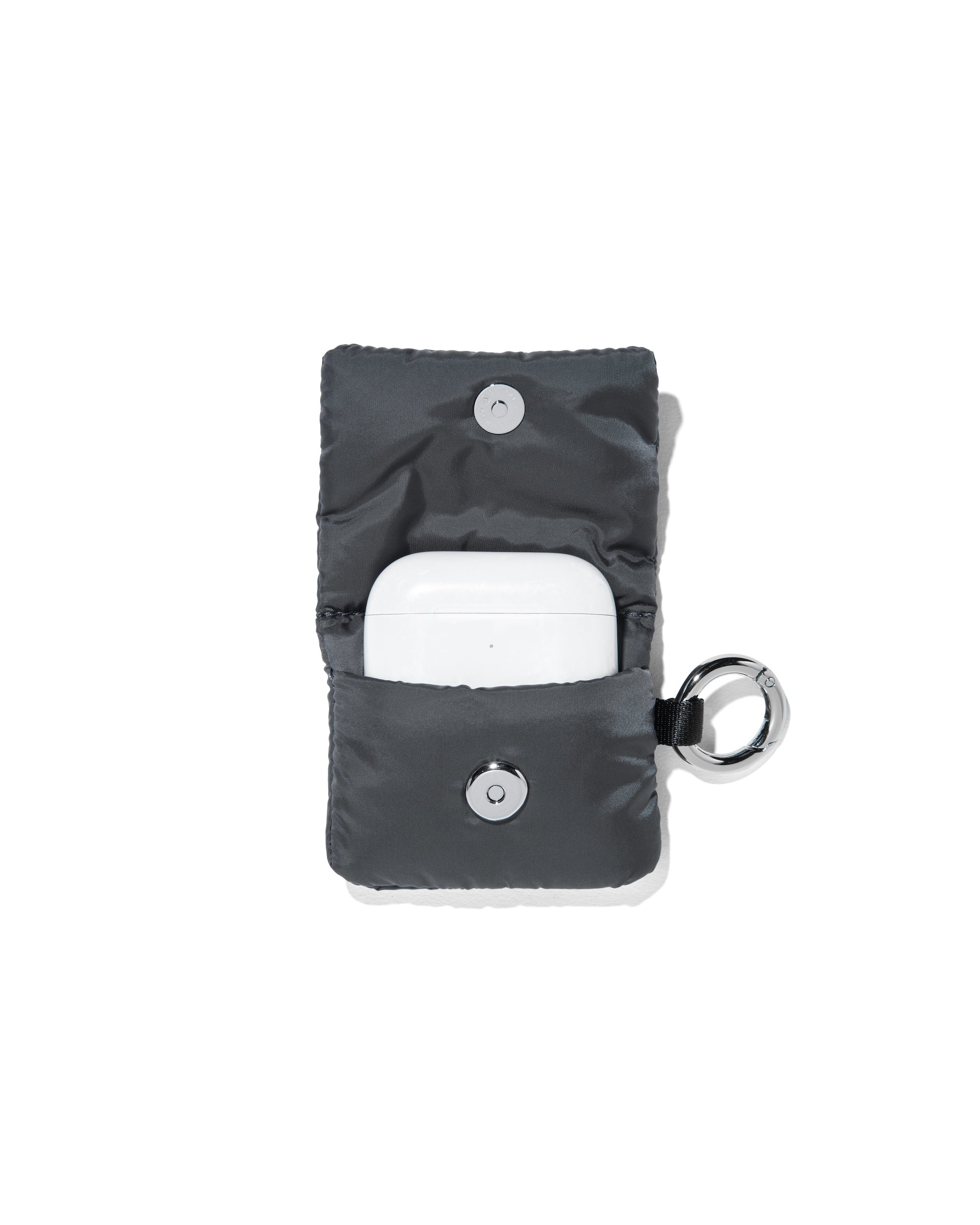 【8.7 WED 20:00- PRE ORDER】PADDED AIRPODS CASE(CHARCOAL).