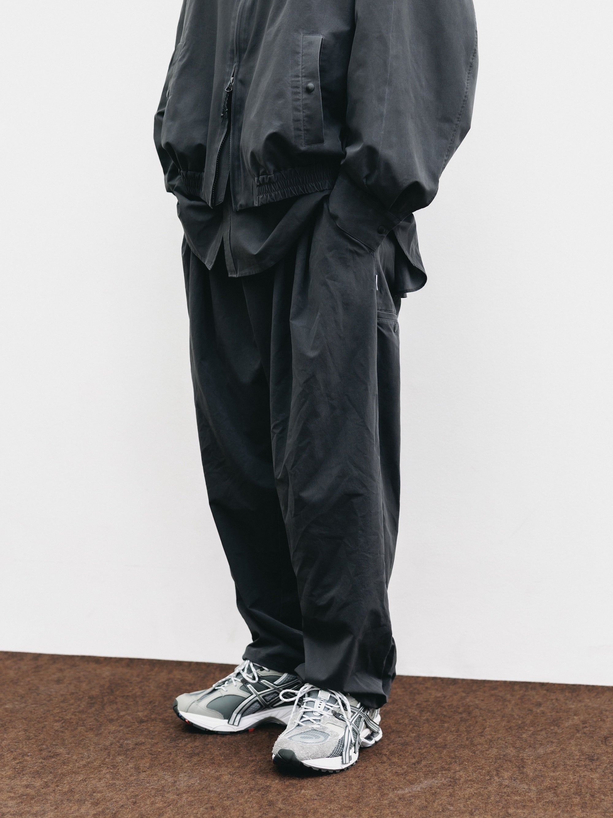 VINTAGE EFFECT COOLDOTS® CITY UNIFORM WIDE TAPERED PANTS (BLACK)