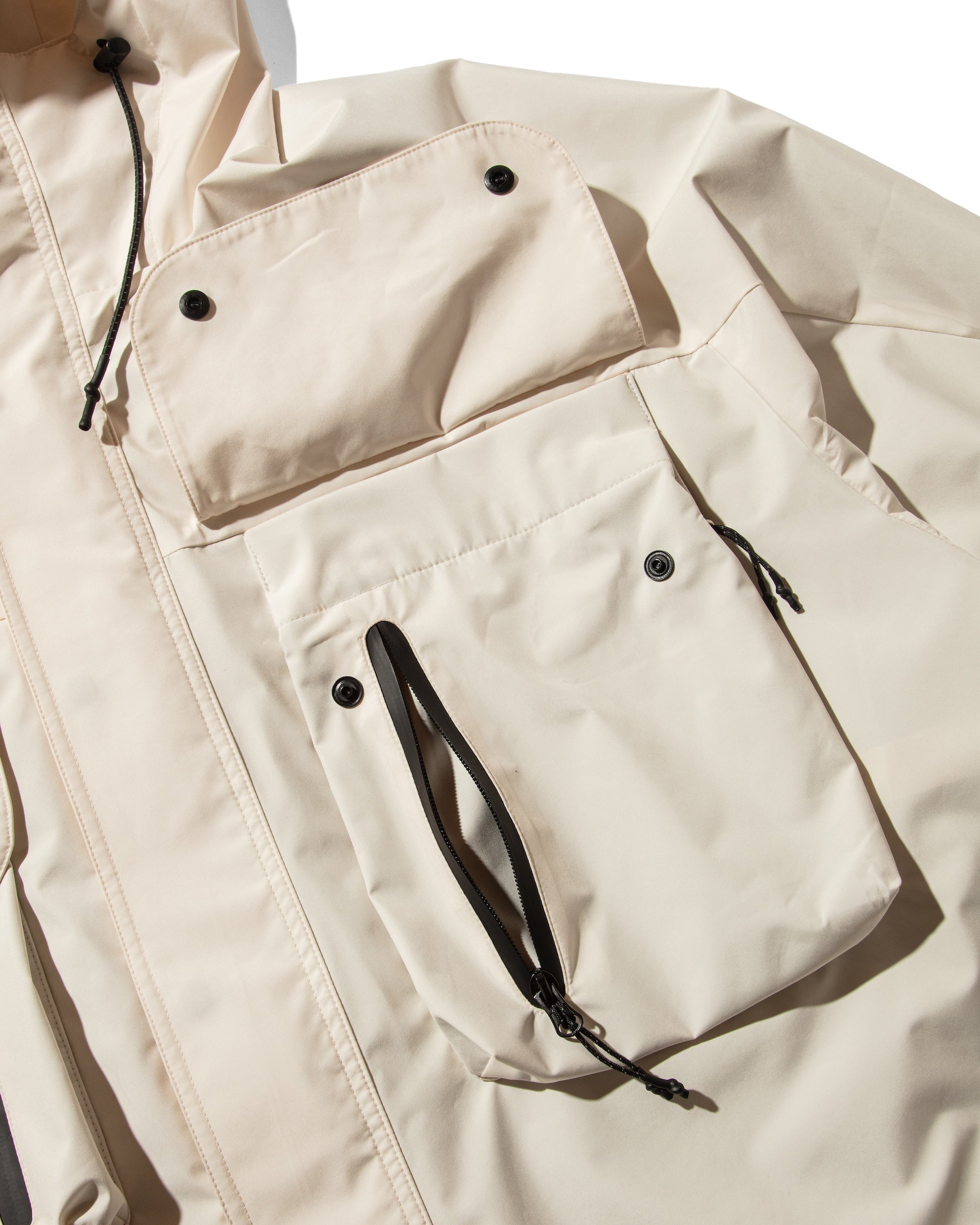 【3.5 WED 20:00- IN STOCK】+phenix WINDSTOPPER® by GORE-TEX LABS CITY WADING JACKET (PURE IVORY)