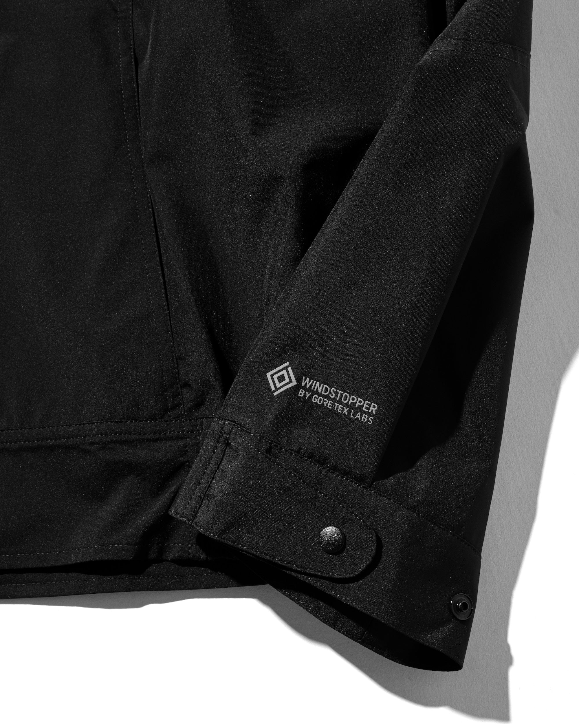 +phenix WINDSTOPPER® by GORE-TEX LABS FUTURE JACKET (BLACK)