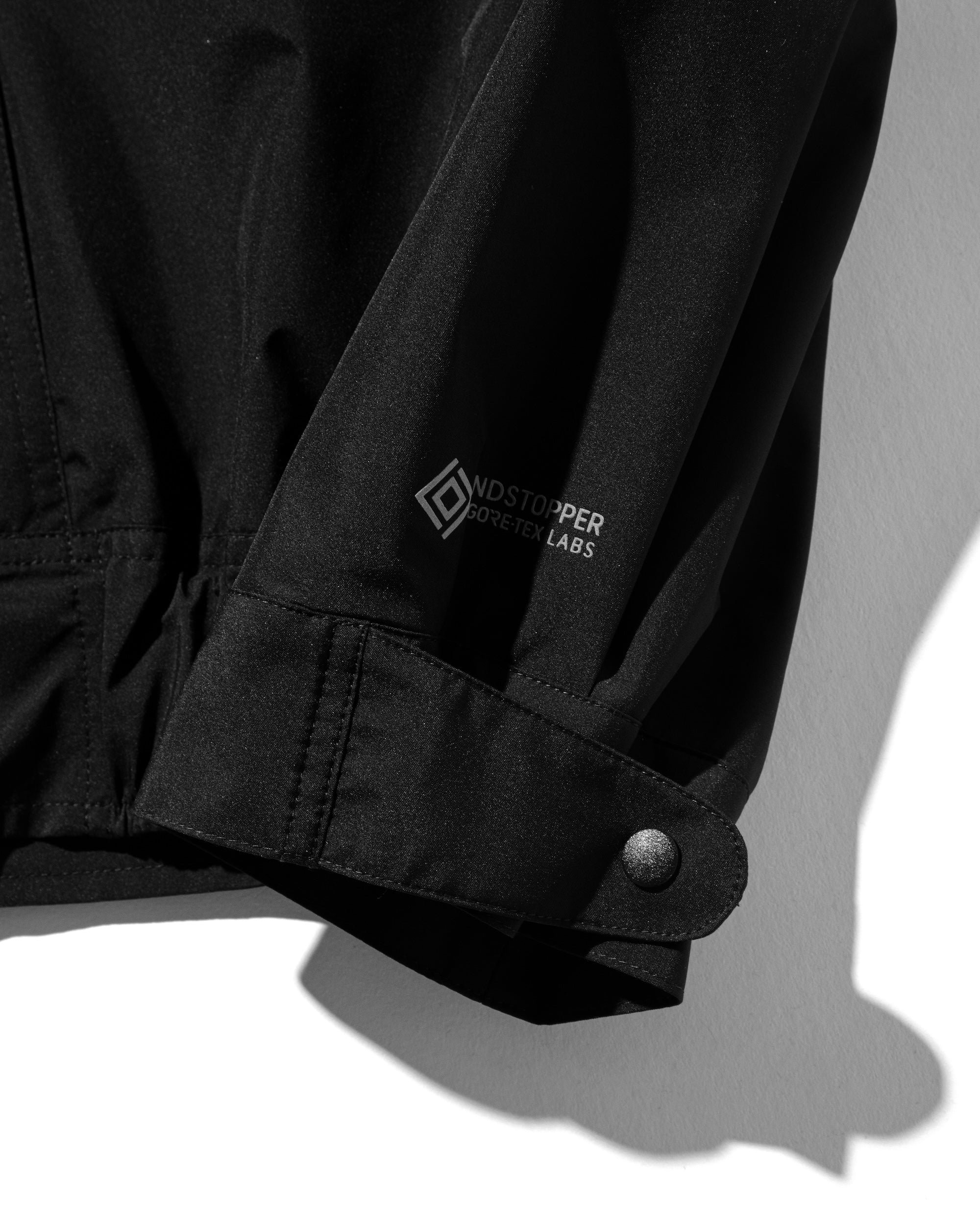 +phenix WINDSTOPPER® by GORE-TEX LABS FUTURE JACKET (BLACK)