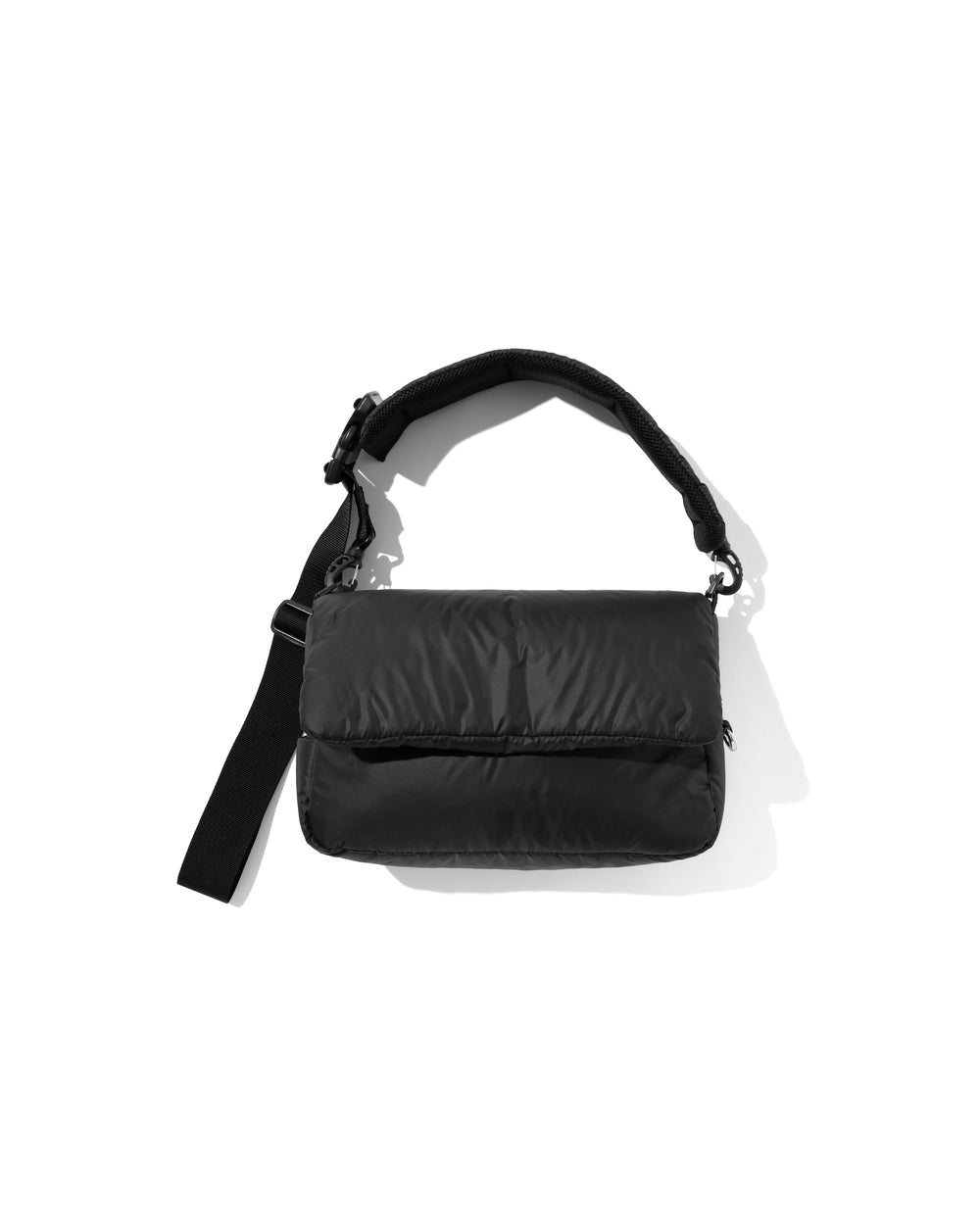 PADDED FLAP HOLIDAY BAG